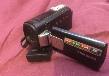 Видеокамера SAMSUNG SMX-F408P/XER
